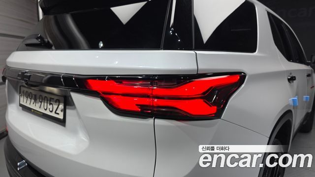 Chevrolet Korea Traverse 2023 — photo 9