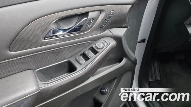 Chevrolet Korea Traverse 2023 — photo 30