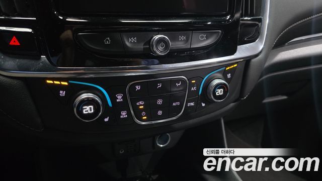 Chevrolet Korea Traverse 2023 — photo 32
