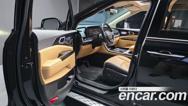 Kia Canival 2023 — photo 13