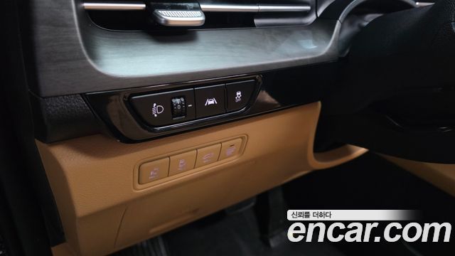 Kia Canival 2023 — photo 28