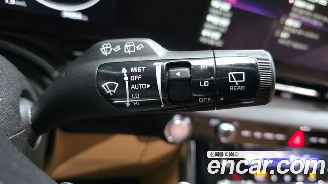 Kia Canival 2023 — photo 29