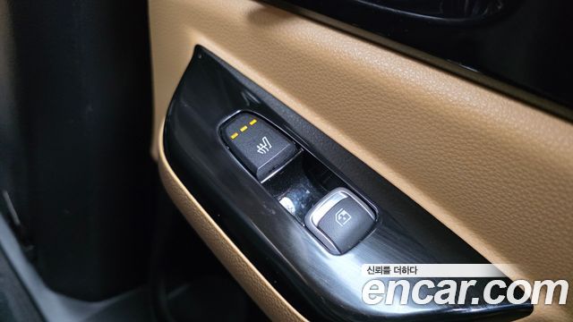 Kia Canival 2023 — photo 30