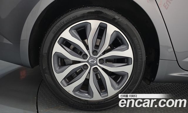 Renault Korea SM6 2016 — photo 5