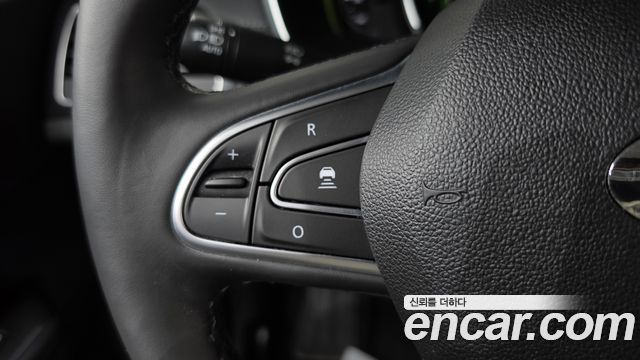 Renault Korea SM6 2016 — photo 21