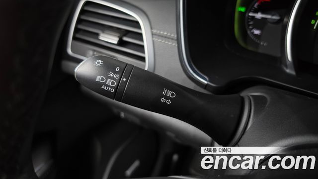 Renault Korea SM6 2016 — photo 29