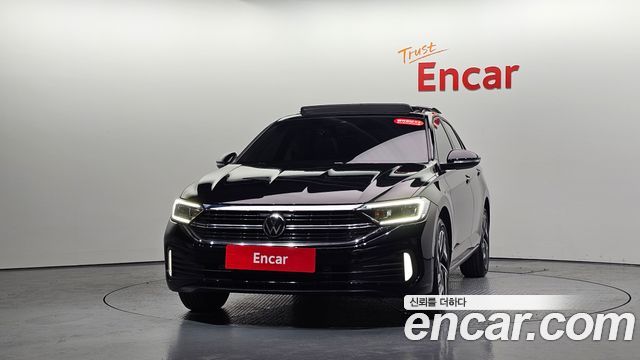 Volkswagen Jetta 2024 — photo 3