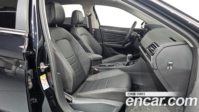 Volkswagen Jetta 2024 — photo 17