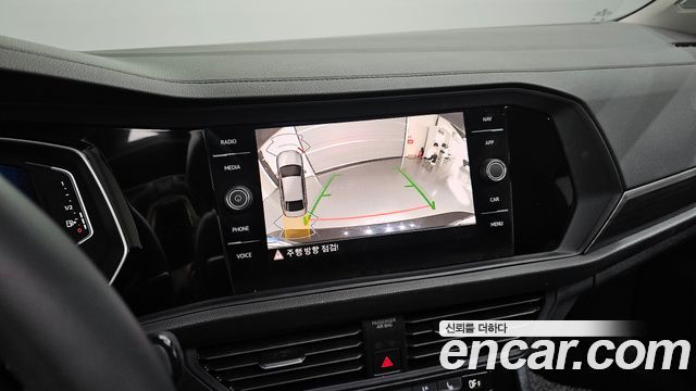 Volkswagen Jetta 2024 — photo 21