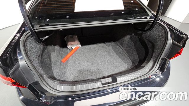 Volkswagen Jetta 2024 — photo 26