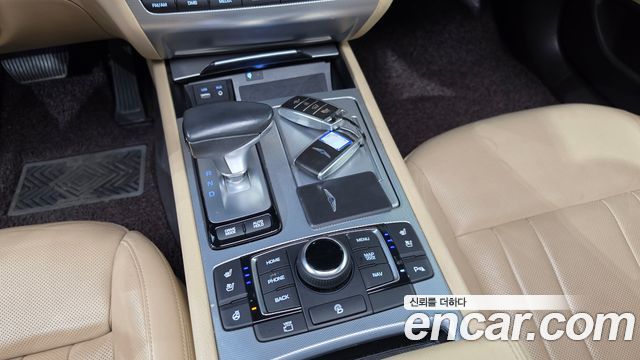 Genesis G80 2018 — photo 9