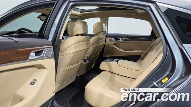 Genesis G80 2018 — photo 11