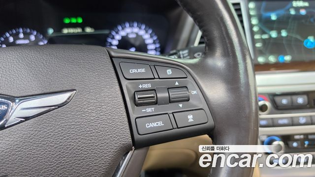 Genesis G80 2018 — photo 15