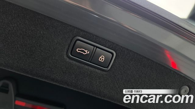 Genesis G80 2018 — photo 16