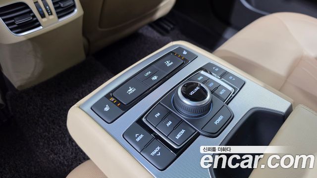 Genesis G80 2018 — photo 17