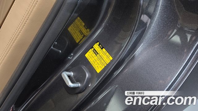 Genesis G80 2018 — photo 19