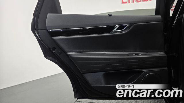 Genesis G80 2022 — photo 15