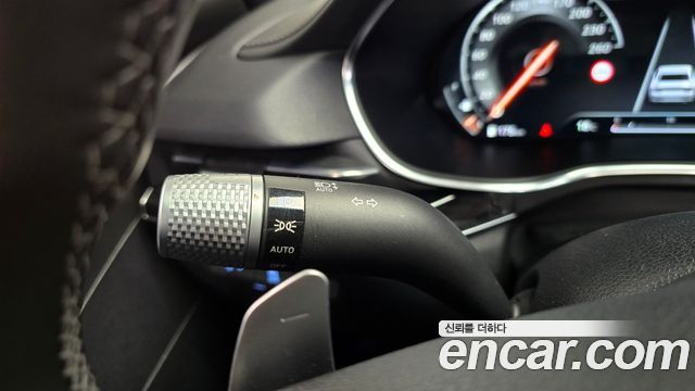 Genesis G80 2022 — photo 29