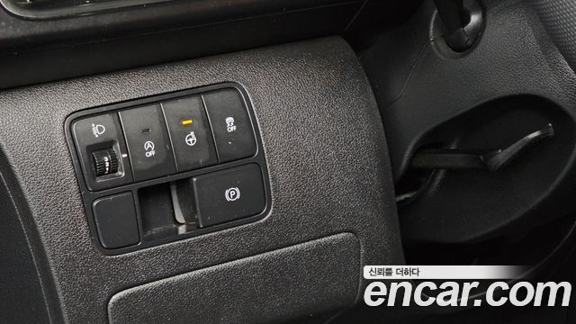 Hyundai Staria 2022 — photo 13