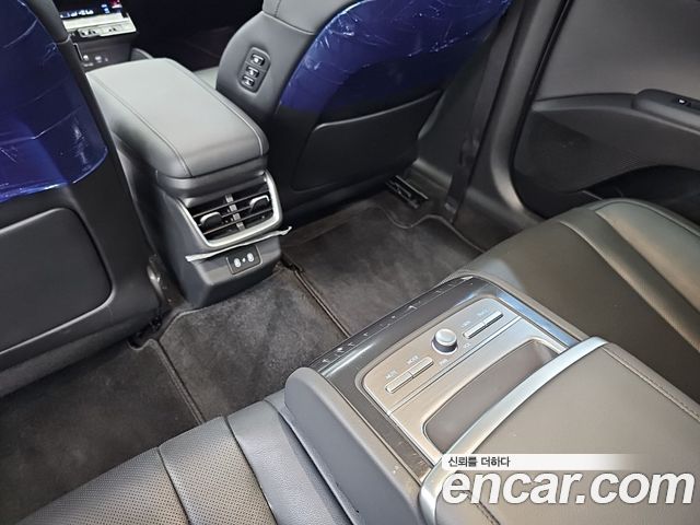 Hyundai Grandeur 2025 — photo 13