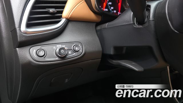 Chevrolet Korea Trax 2021 — photo 25