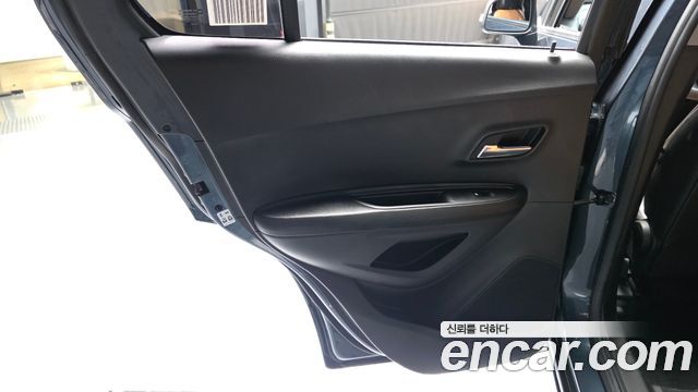 Chevrolet Korea Trax 2021 — photo 15