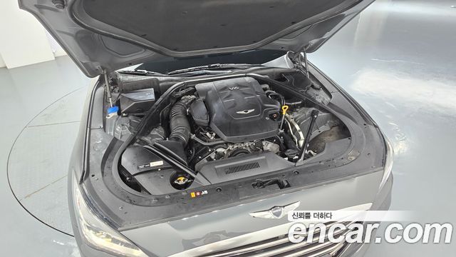 Genesis G80 2018 — photo 6