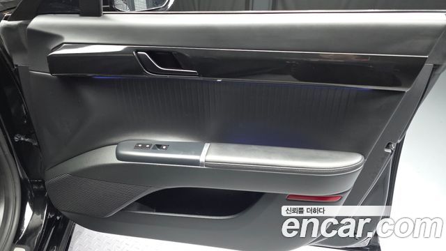 Hyundai Grandeur 2023 — photo 14