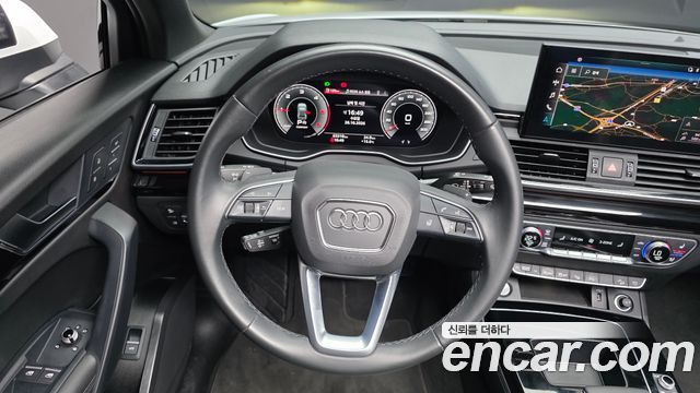 Audi Q5 2021 — photo 20