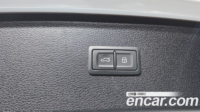 Audi Q5 2021 — photo 22