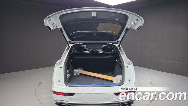 Audi Q5 2021 — photo 23