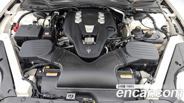 Maserati Quattroporte 2017 — photo 6