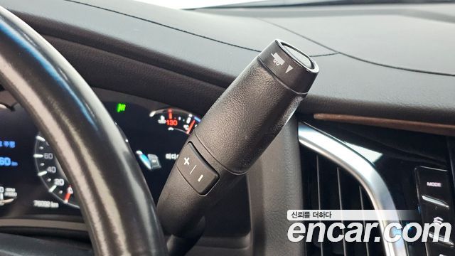 Cadillac Escalade 2018 — photo 9
