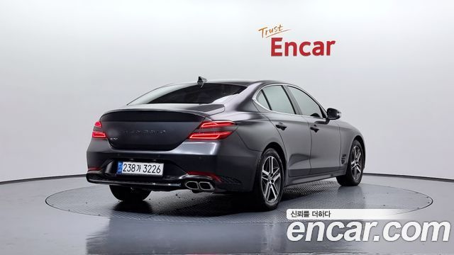Genesis G70 2021 — photo 2