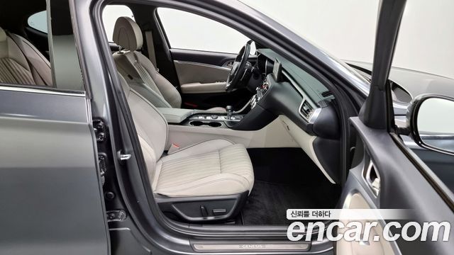 Genesis G70 2021 — photo 10