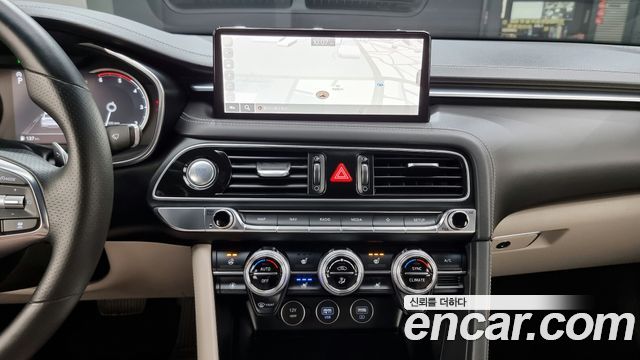 Genesis G70 2021 — photo 17