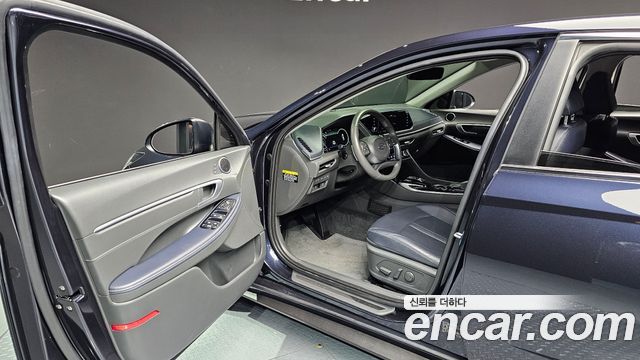 Hyundai Sonata 2020 — photo 11