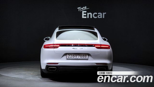 Porsche Panamera 2020 — photo 4