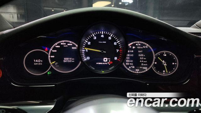 Porsche Panamera 2020 — photo 8
