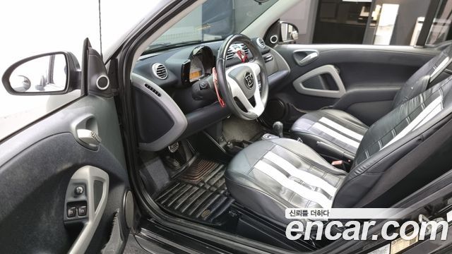 Smart Fortwo 2013 — photo 11