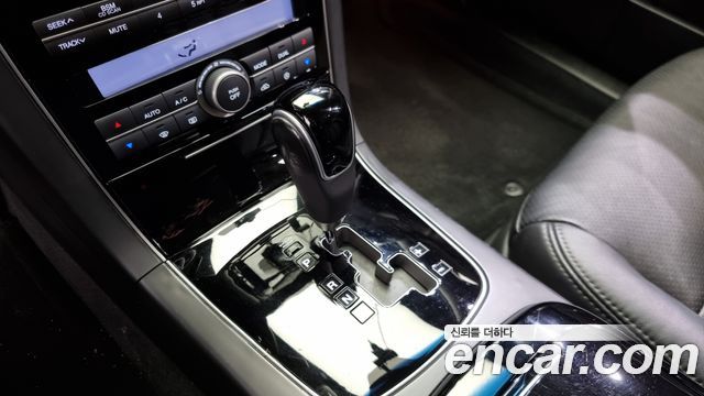 Kia OPIRUS 2011 — photo 9