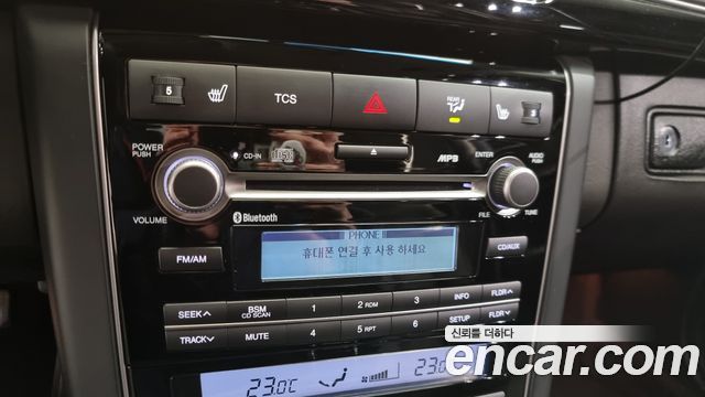 Kia OPIRUS 2011 — photo 14