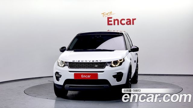 Land Rover Discovery Sport 2017 — photo 3
