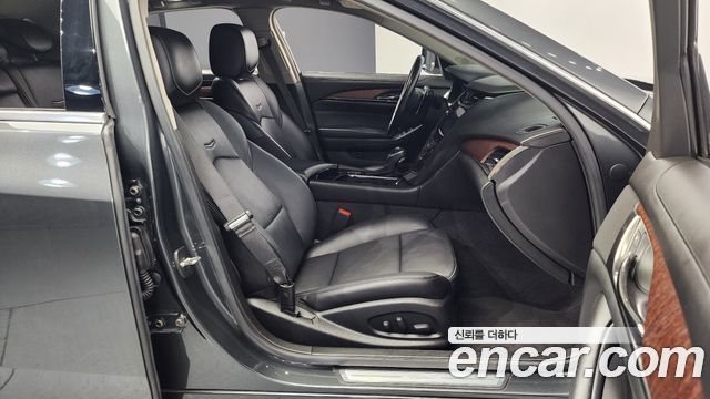 Cadillac CTS 2016 — photo 11