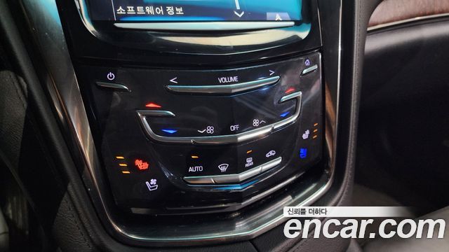 Cadillac CTS 2016 — photo 16
