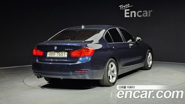 BMW 3-Series 2015 — photo 2