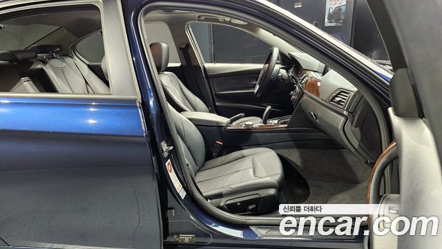 BMW 3-Series 2015 — photo 11