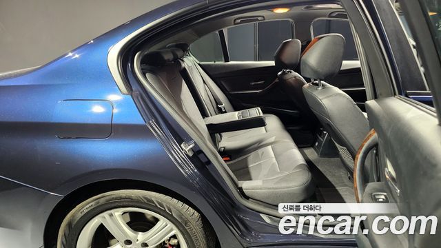 BMW 3-Series 2015 — photo 12