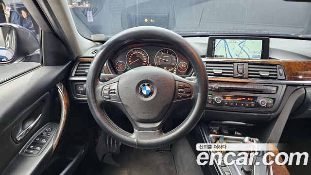 BMW 3-Series 2015 — photo 13
