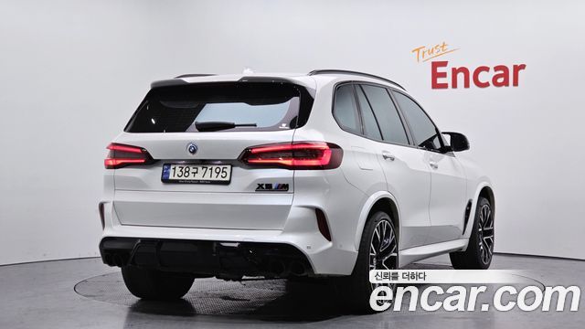 BMW X5M 2023 — photo 2